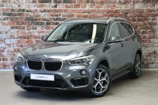BMW X1 (2016) thumbnail 1