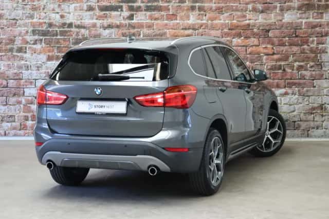 BMW X1 (2016) thumbnail 4