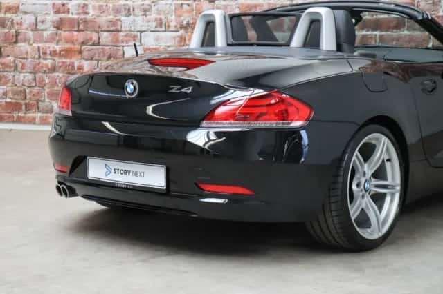 BMW Z4 (2009) thumbnail 6