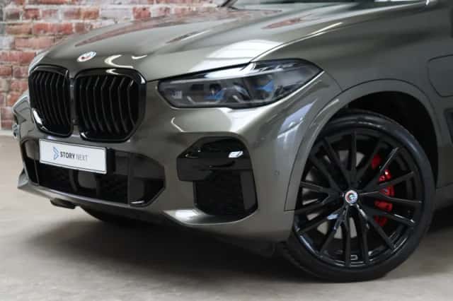 BMW X5 (2022) thumbnail 2