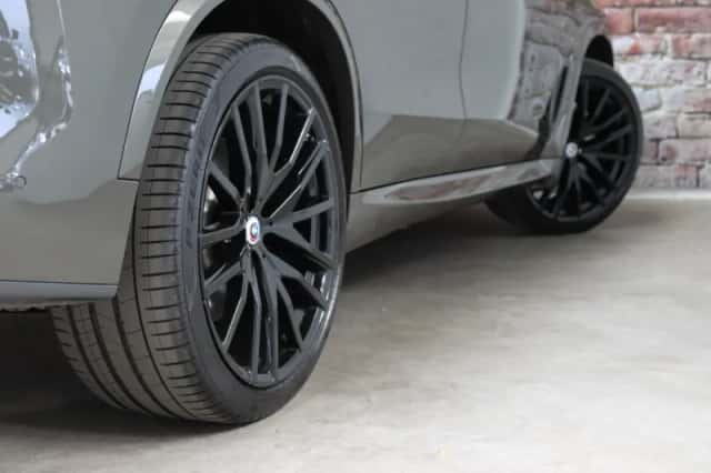 BMW X5 (2022) thumbnail 6