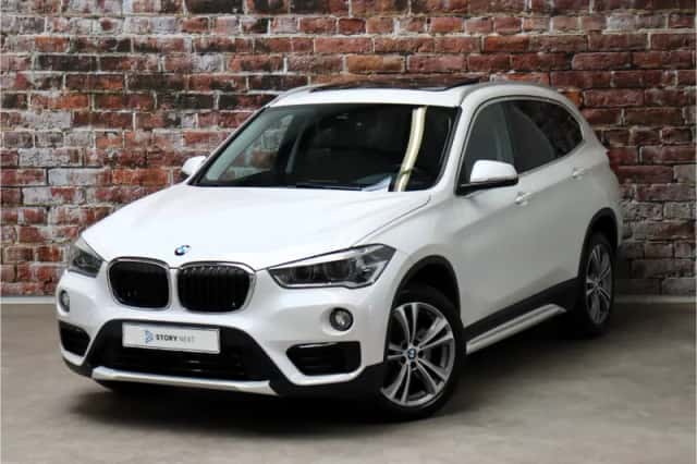 BMW X1 (2016) thumbnail 1