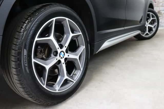BMW X1 (2016) thumbnail 6