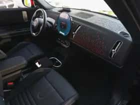 MINI Countryman (2024) thumbnail 4