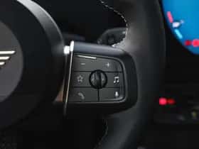 MINI Hatchback (2024) thumbnail 14