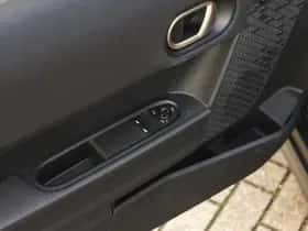 MINI Hatchback (2024) thumbnail 19