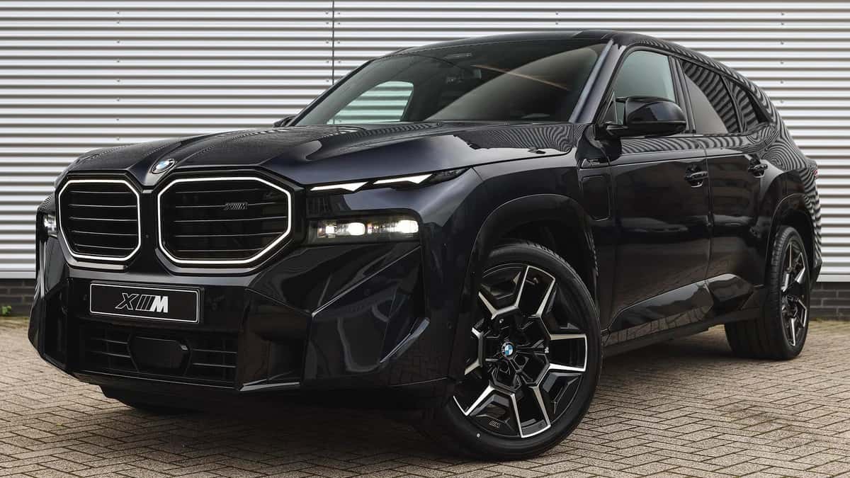 BMW XM (2026) — foto 1