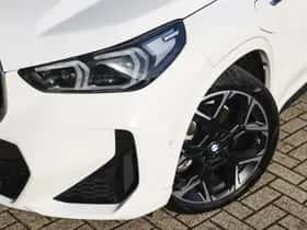 BMW X1 (2023) thumbnail 6