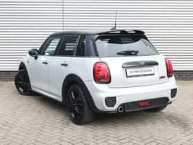 MINI Hatchback (2021) thumbnail 2