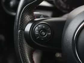 MINI Hatchback (2021) thumbnail 19