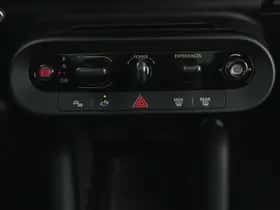 MINI Hatchback (2025) thumbnail 13