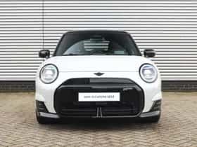 MINI Hatchback (2025) thumbnail 5