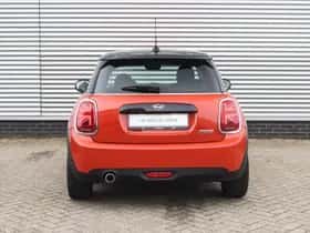 MINI Hatchback (2018) thumbnail 6
