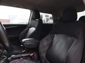 MINI Hatchback (2018) thumbnail 10