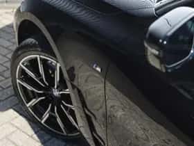 BMW i4 (2023) thumbnail 25