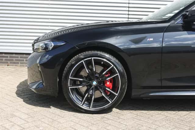 BMW 3-Serie (2024) thumbnail 4