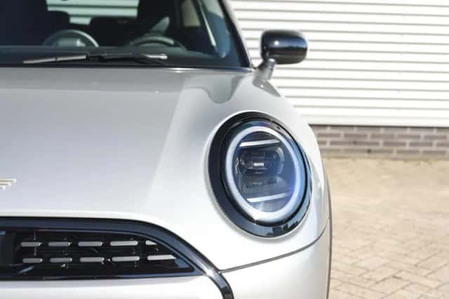 MINI Hatchback (2026) thumbnail 6