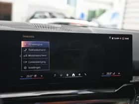BMW i5 (2026) thumbnail 21
