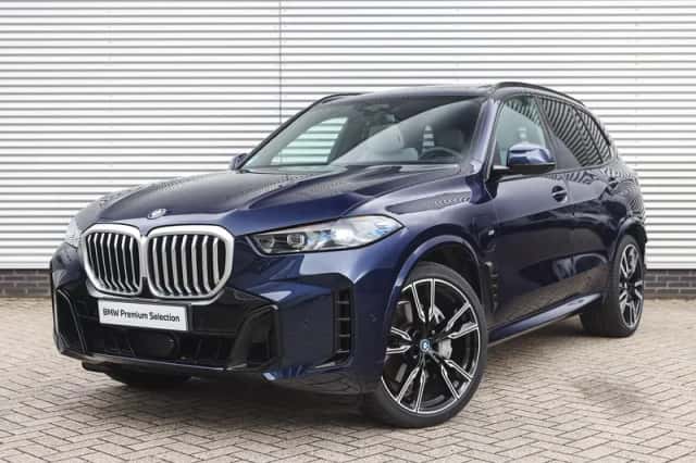 BMW X5 (2024) thumbnail 1