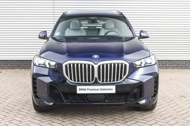 BMW X5 (2024) thumbnail 6