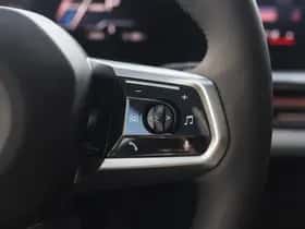 BMW i5 (2026) thumbnail 16