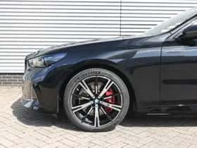 BMW i5 (2026) thumbnail 4