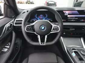 BMW i4 (2026) thumbnail 3