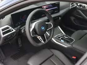 BMW i4 (2026) thumbnail 9