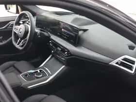 BMW i4 (2026) thumbnail 10