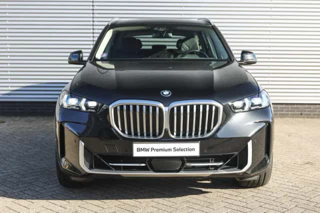 BMW X5 (2024) thumbnail 5