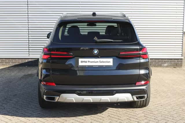 BMW X5 (2024) thumbnail 6