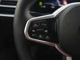 BMW i4 (2026) thumbnail 17