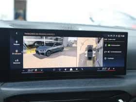BMW i4 (2026) thumbnail 24