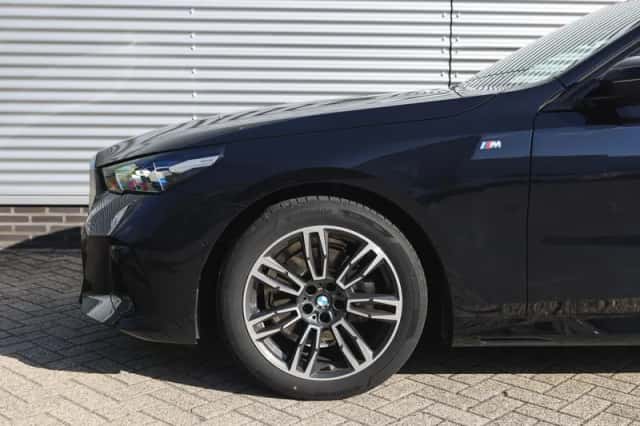 BMW 5-Serie (2025) thumbnail 4