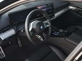 BMW 5-Serie (2025) thumbnail 8