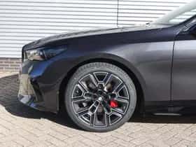 BMW i5 (2026) thumbnail 4