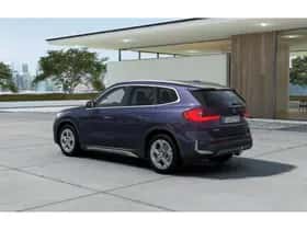 BMW iX1 (2026) thumbnail 2
