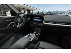 BMW iX1 (2026) thumbnail 4