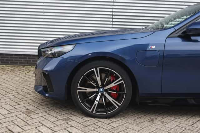 BMW 5-Serie (2025) thumbnail 4