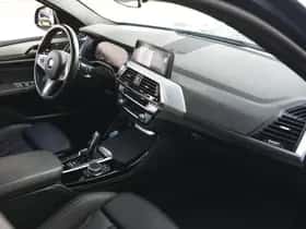 BMW X4 (2021) thumbnail 10