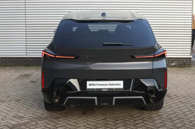 BMW XM (2025) thumbnail 6