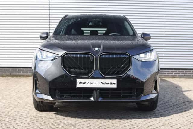 BMW X3 (2025) thumbnail 5