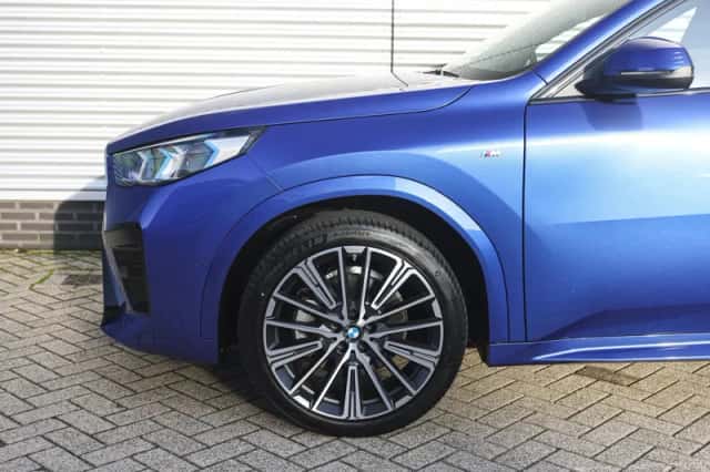 BMW X2 (2025) thumbnail 4