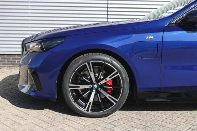BMW 5-Serie (2025) thumbnail 4