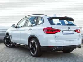 BMW iX3 (2021) thumbnail 2