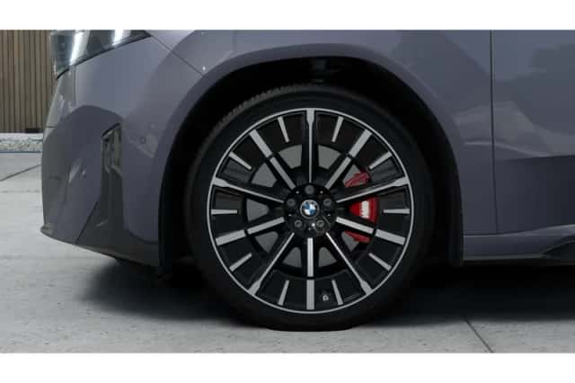 BMW iX3 (2026) thumbnail 6