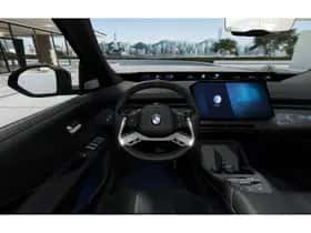 BMW iX3 (2026) thumbnail 7
