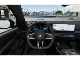 BMW i5 (2026) thumbnail 9