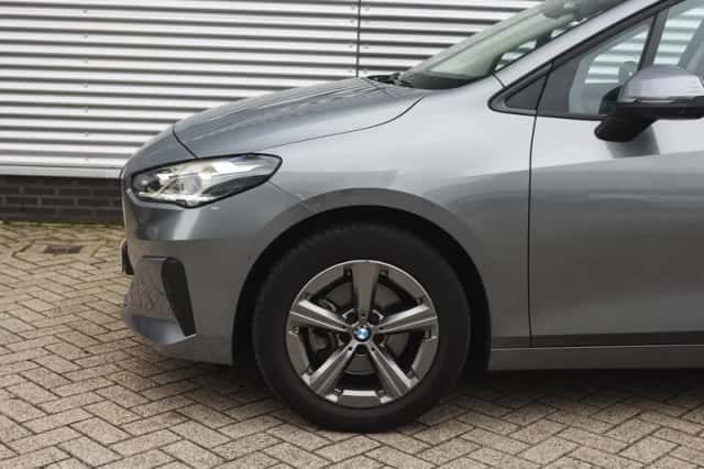 BMW 2-Serie (2023) thumbnail 4