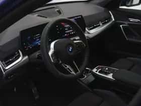 BMW iX1 (2026) thumbnail 8
